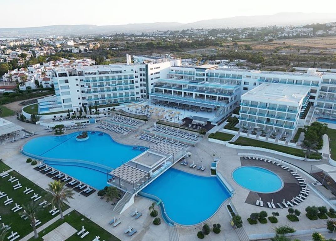 Κύπρος: Πρόστιμο 3.000 ευρώ αντί φυλάκισης για τον Βρετανό πατέρα που δήλωσε «ένοχος» για τον θάνατο του 2χρονου γιου του – «Θα ζεις με τις τύψεις για την υπόλοιπη ζωή σου» 11 Κύπρος: Πρόστιμο 3.000 ευρώ αντί φυλάκισης για τον Βρετανό πατέρα που δήλωσε «ένοχος» για τον θάνατο του 2χρονου γιου του – «Θα ζεις με τις τύψεις για την υπόλοιπη ζωή σου»
