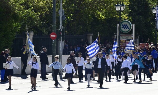 Κυκλοφορία στο κέντρο της Αθήνας: Αποκαταστάθηκε μετά τη μαθητική παρέλαση της 28ης Οκτωβρίου