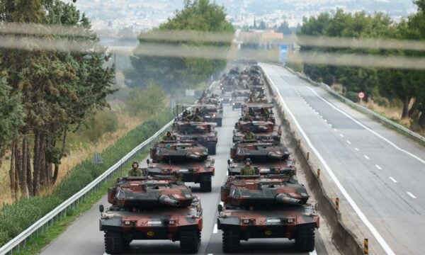 Θεσσαλονίκη: Η τελική πρόβα για την παρέλαση της 28ης Οκτωβρίου – Η «Ασπίδα του Αχιλλέα» και η «Σφενδόνη του Δαβίδ»