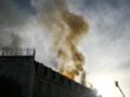 Παρίσι: Πυρκαγιά δίπλα στον σταθμό Gare d’Austerlitz – Καταστράφηκε η στέγη ιστορικού κτιρίου – ΒΙΝΤΕΟ