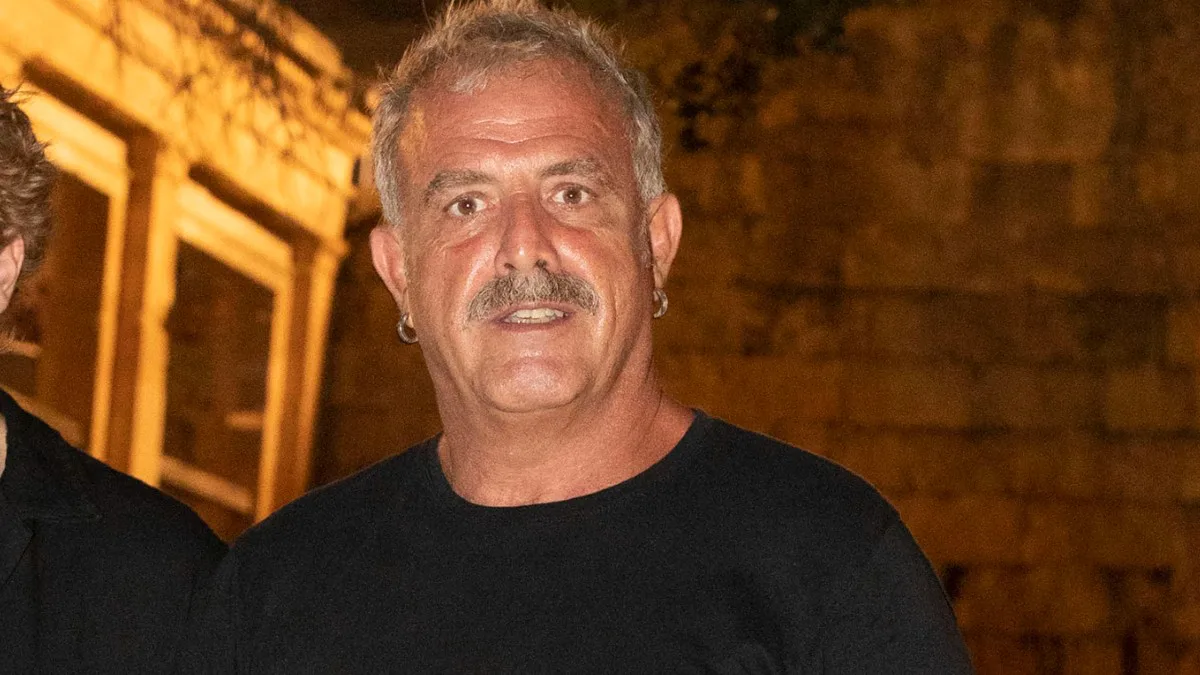 Πασχάλης Τσαρούχας: Η σπάνια αποκάλυψη για την προσωπική του ζωή – «Υπάρχει πολύ μεγάλο ενδιαφέρον και ένταση» 2 Πασχάλης Τσαρούχας: Η σπάνια αποκάλυψη για την προσωπική του ζωή – «Υπάρχει πολύ μεγάλο ενδιαφέρον και ένταση»