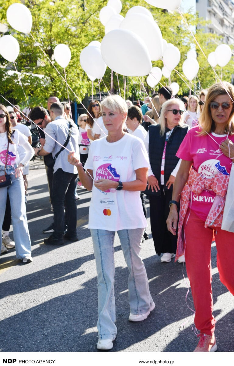 Νατάσα Παζαΐτη: Συμμετείχε στο Race for the Cure με τα δίδυμα παιδιά της, Αλίκη και Αλέξανδρο