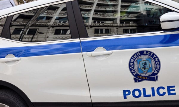 Εξάρχεια: Εντοπίστηκε ύποπτη τσάντα, διακόπηκε η κυκλοφορία στη Μπενάκη και τα ΤΕΕΜ βρίσκονται στο σημείο