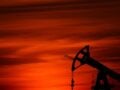 Πετρέλαιο: Στα 100,84 δολάρια το βαρέλι το Brent – Τι δείχνουν τα στοιχεία για βενζίνη και diesel στην Ελλάδα