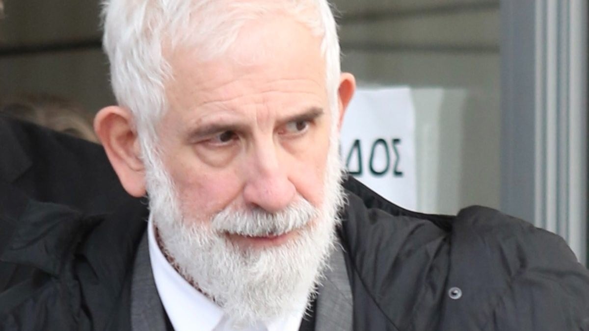 Λένα Δροσάκη: «Παγωμένη» μπροστά στην κάμερα στην πρώτη της αντίδραση για την αθώωση του Πέτρου Φιλιππίδη 11 Ο Πέτρος Φιλιππίδης