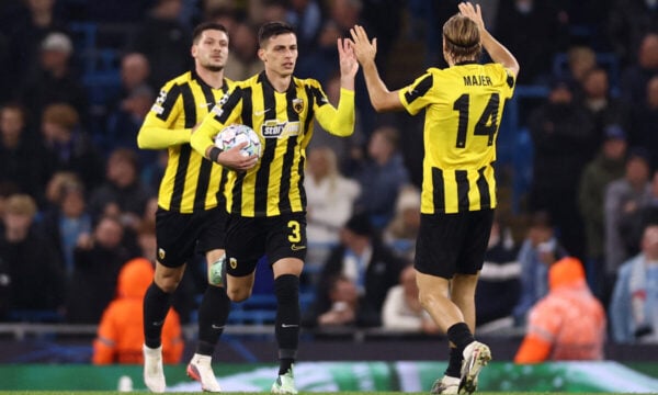 Μάντσεστερ Σίτι – ΑΕΚ: Ο Πήλιος μείωσε σε 2-1 και έβαλε «φωτιά» στο Έτιχαντ