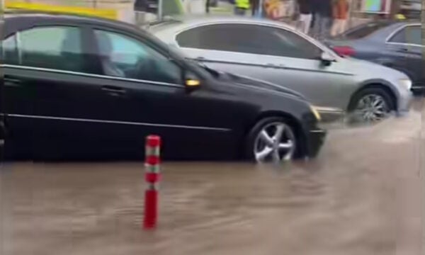 Ρόδος: Καταιγίδες, διακοπές ρεύματος και πλημμύρες στους δρόμους – Πλημμύρισε το Δικαστικό Μέγαρο