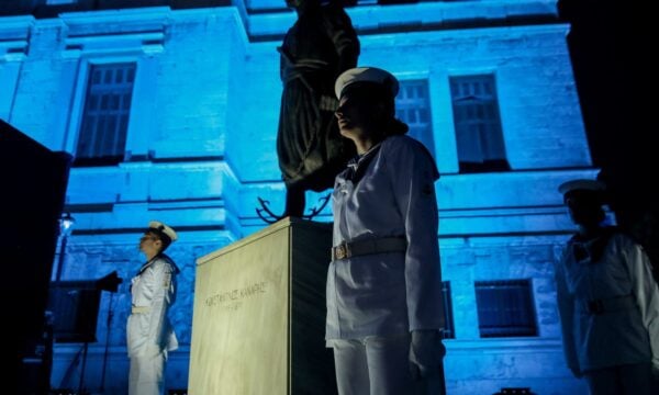 Πολεμικό Ναυτικό: Πώς η κυβέρνηση «αδειάζει» το Ναυτικό και πριμοδοτεί τη «μεγάλη φυγή» στελεχών
