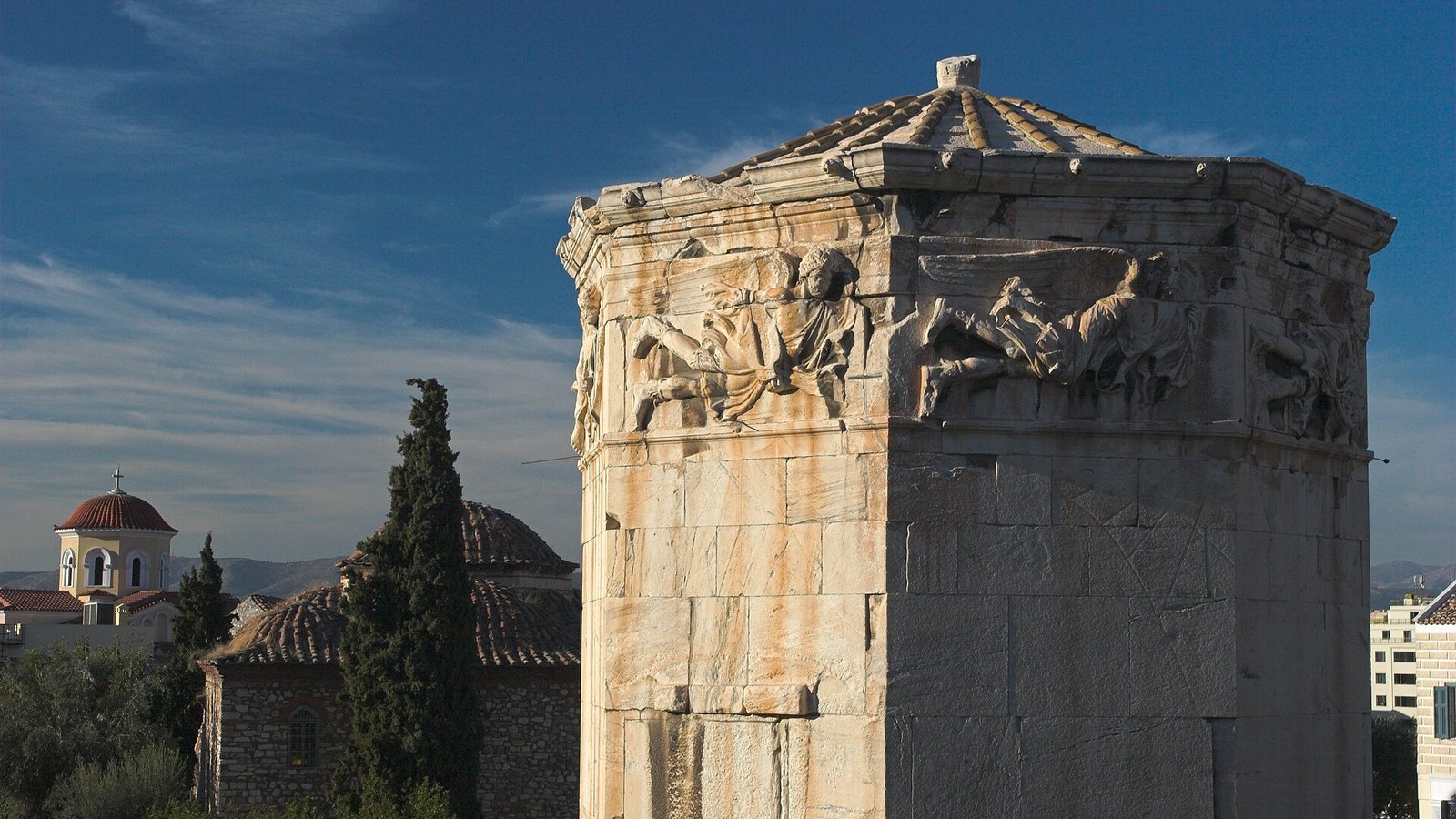 Πύργος των Ανέμων: Πώς έδειχνε την ώρα και τι σημαίνουν οι οκτώ μορφές του