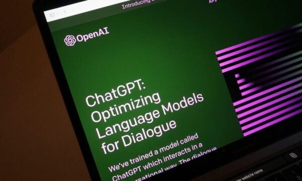 ΗΠΑ: Οκτώ πολιτείες προσφεύγουν κατά της OpenAI για το ChatGPT – «Ενθαρρύνει επικίνδυνες συμπεριφορές και χειραγωγεί νέους»