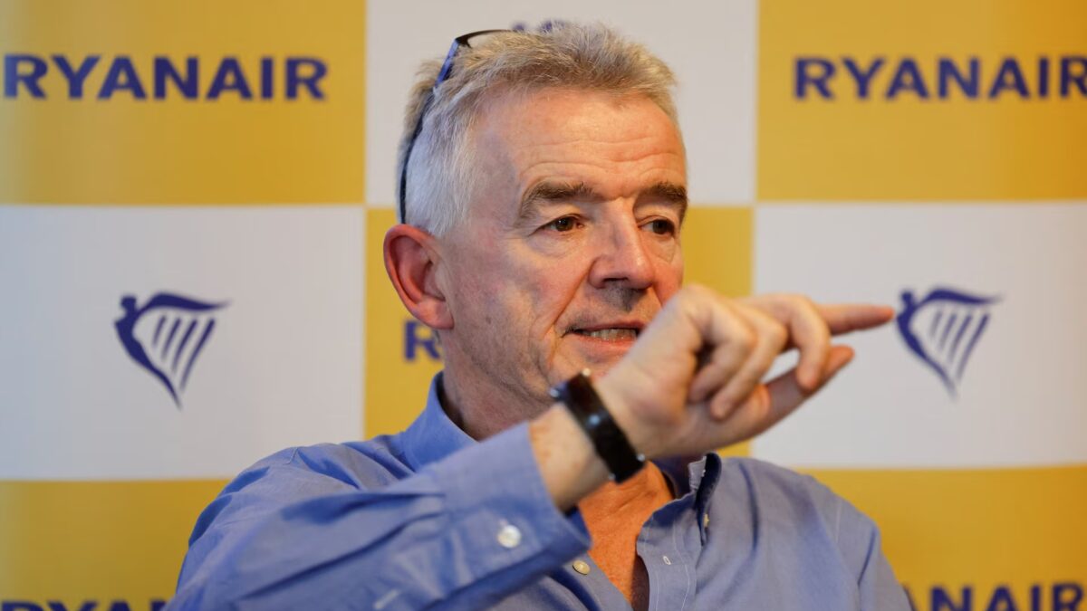Ryanair: Προβλέπει τη «μεγαλύτερη αύξηση» ναύλων στην ιστορία της Ευρώπης τους επόμενους 12 μήνες – «Άχρηστη» η Φον ντερ Λάιεν 1 Ryanair: Προβλέπει τη «μεγαλύτερη αύξηση» ναύλων στην ιστορία της Ευρώπης τους επόμενους 12 μήνες – «Άχρηστη» η Φον ντερ Λάιεν