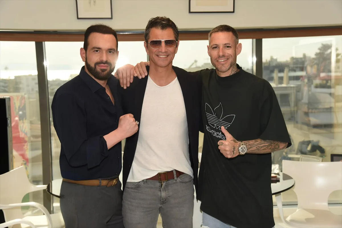 Σάκης Ρουβάς: Η Panik Records διοργάνωσε party-έκπληξη για τα γενέθλιά του – Φωτογραφίες 8 Σάκης Ρουβάς
