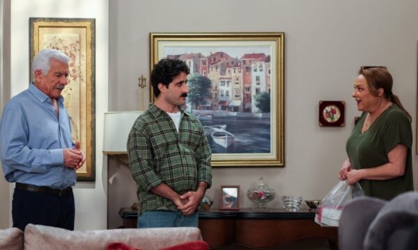 Το σόι σου: Ένας νεαρός ψάχνει τον Μιχάλη και αναστατώνει τους Χαμπέους