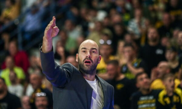 Βασίλης Σπανούλης: Ξέσπασε μετά την ήττα του Άρη και μίλησε για ντροπή και παίκτες που ξέχασαν το μπάσκετ