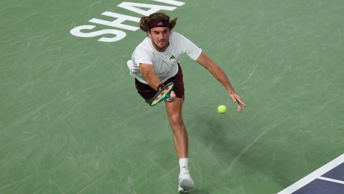 Ντανίλ Μεντβέντεφ – Στέφανος Τσιτσιπάς 2-0: Ο Έλληνας πρωταθλητής πάλεψε, αλλά αποκλείστηκε στους «16» στη Σανγκάη 1 Ντανίλ Μεντβέντεφ – Στέφανος Τσιτσιπάς 2-0: Ο Έλληνας πρωταθλητής πάλεψε, αλλά αποκλείστηκε στους «16» στη Σανγκάη