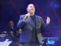 Στέλιος Διονυσίου: Στο χειρουργείο ο τραγουδιστής, η φωτογραφία με τον γιατρό του