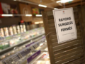 Γαλλία: Ποιοι χάκαραν τα ψυγεία των σούπερ μάρκετ και γιατί – Τα σενάρια για την παράξενη κυβερνοεπίθεση