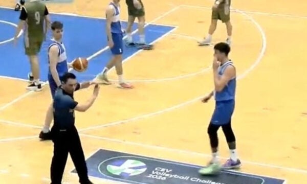 Σχολικό μπάσκετ: Ερευνάται για πιθανή χειραγώγηση ο τελικός με τις 52 βολές έναντι 20 – Δείτε βίντεο