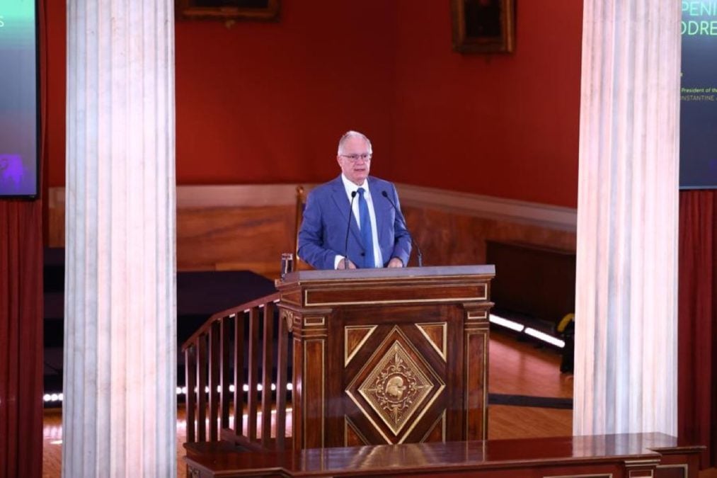 Τασούλας: Να αφήσουμε στις επόμενες γενιές μια Αθήνα πιο όμορφη, σύγχρονη, ανθεκτική και δυναμική 8 Τασούλας: Να αφήσουμε στις επόμενες γενιές μια Αθήνα πιο όμορφη, σύγχρονη, ανθεκτική και δυναμική