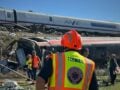 Ισπανία: Το υπουργείο Μεταφορών αναθεώρησε προς τα κάτω τον απολογισμό της σύγκρουσης τρένων – 69 οι νεκροί