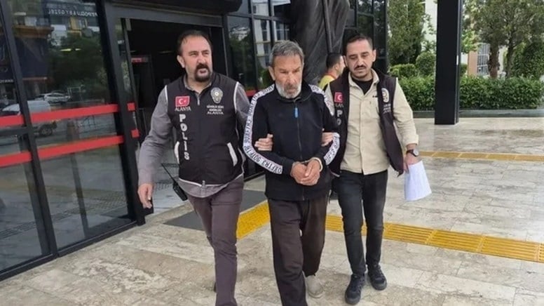 Τουρκία: Άστεγος έβρισε τον Ερντογάν για να οδηγηθεί στη φυλακή – «Δεν έχω πού να πάω, κοιμόμουν σε χωματερές» 7 Τουρκία, άστεγος