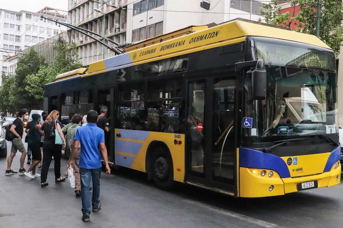 28η Οκτωβρίου: Πώς θα κινηθούν τα μέσα μεταφοράς και ποιοι δρόμοι θα είναι κλειστοί