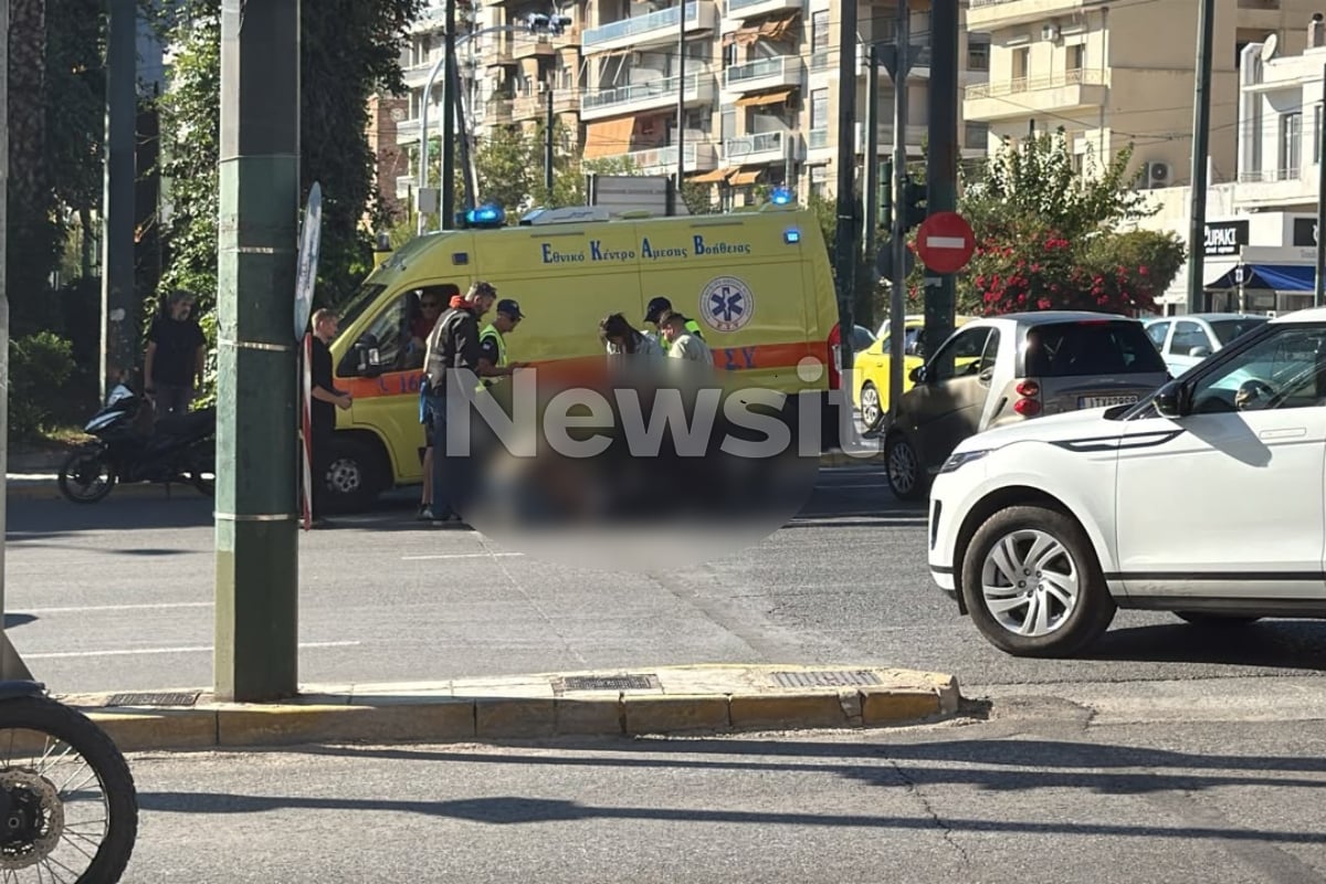 Λεωφόρος Αλεξάνδρας: Σοβαρά τραυματίστηκε οδηγός μηχανής σε τροχαίο με αυτοκίνητο