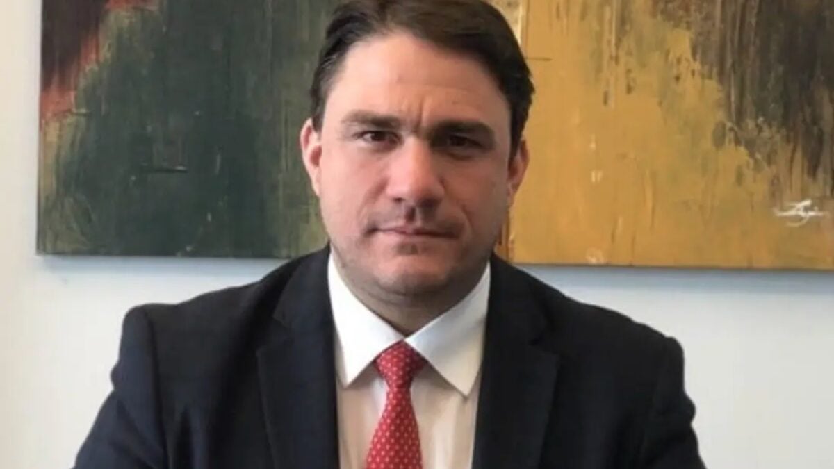 Τσουκαλάς: Δεν αρκεί η απόσυρση του άρθρου 23 – Ο Πιερρακάκης να πει ποιος συνέταξε και ενέκρινε τη διάταξη 1 Τσουκαλάς: Δεν αρκεί η απόσυρση του άρθρου 23 – Ο Πιερρακάκης να πει ποιος συνέταξε και ενέκρινε τη διάταξη