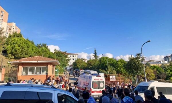 Κωνσταντινούπολη: Μαθητής επιτέθηκε με μαχαίρι σε σχολείο – Στο νοσοκομείο τέσσερις μαθήτριες