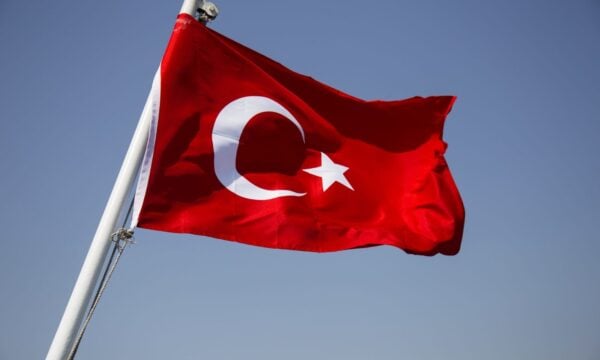 Turkish Minute: Η Τουρκία βλέπει προοπτική επανένωσης στη Λιβύη και προτείνει συμφωνία στην Αίγυπτο