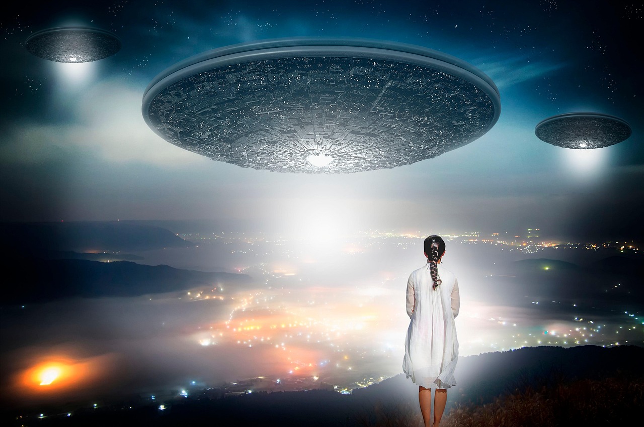 Οχάιο: Δύο πιλότοι κατέγραψαν περίεργο UFO σαν ιπτάμενη «κάψουλα»