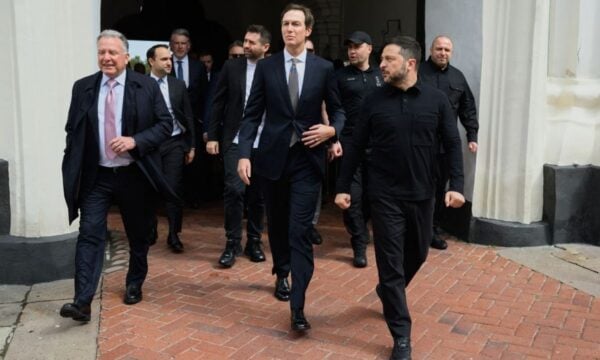 ΗΠΑ-Ουκρανία: Ζελένσκι, Γουίτκοφ και Κούσνερ είχαν «πολύ παραγωγικές» συνομιλίες – Διπλωματικές επαφές για τον τερματισμό του πολέμου