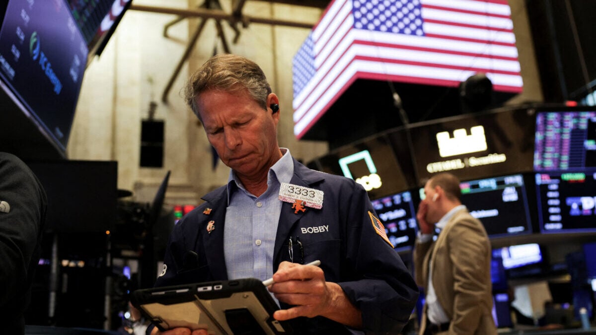 Wall Street: Ο Nasdaq κάνει βουτιά – Μαζική έξοδος από τις μετοχές τεχνητής νοημοσύνης 1 Wall Street: Ο Nasdaq κάνει βουτιά – Μαζική έξοδος από τις μετοχές τεχνητής νοημοσύνης