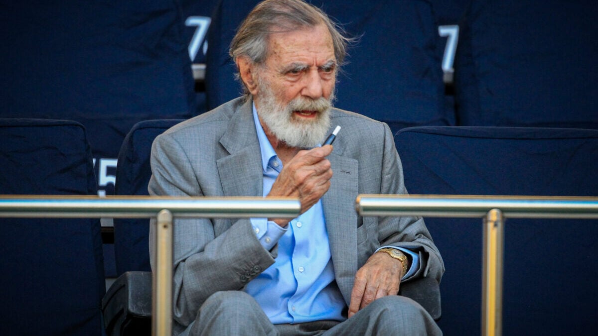 Παναθηναϊκός: Αίτημα για ενός λεπτού σιγή στο ματς με τον Αστέρα και μαύρα περιβραχιόνια για τον Γιώργο Βαρδινογιάννη 1 Παναθηναϊκός: Αίτημα για ενός λεπτού σιγή στο ματς με τον Αστέρα και μαύρα περιβραχιόνια για τον Γιώργο Βαρδινογιάννη