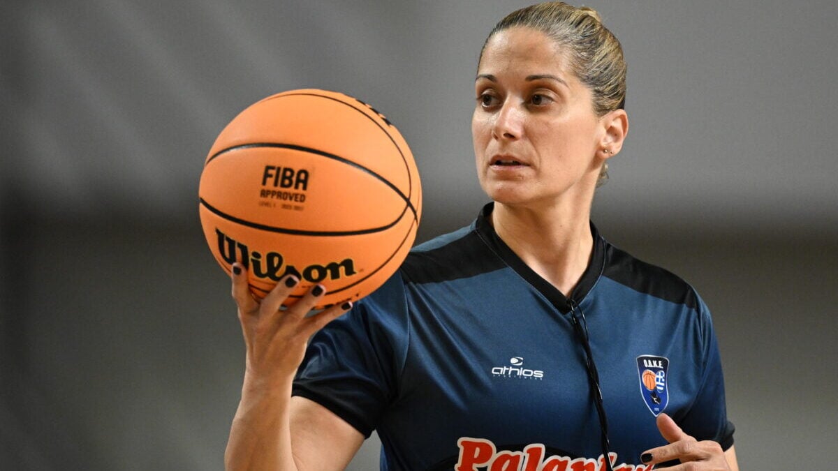 Basketgate: Η Βάσω Τσαρούχα πηγαίνει σήμερα στον ανακριτή μετά την προφυλάκιση Λιόλιου και Μαυραγάνη 1 Basketgate: Η Βάσω Τσαρούχα πηγαίνει σήμερα στον ανακριτή μετά την προφυλάκιση Λιόλιου και Μαυραγάνη