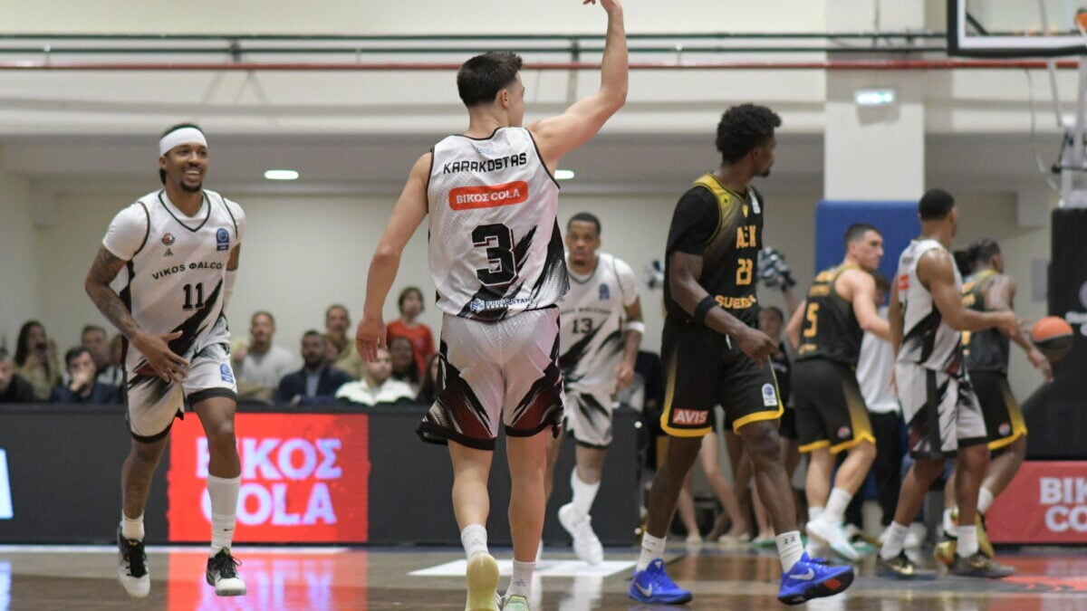 Βίκος Ιωαννίνων – ΑΕΚ 95-84: Οι «Φalcons» πανηγύρισαν την ιστορική πρώτη νίκη τους στην GBL 1 Βίκος Ιωαννίνων – ΑΕΚ 95-84: Οι «Φalcons» πανηγύρισαν την ιστορική πρώτη νίκη τους στην GBL