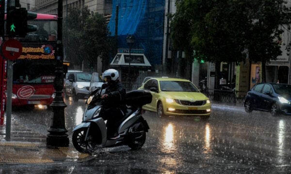 Κακοκαιρία: Τα έκτακτα μέτρα της εγκυκλίου του υπουργείου Εργασίας για τους εργαζομένους