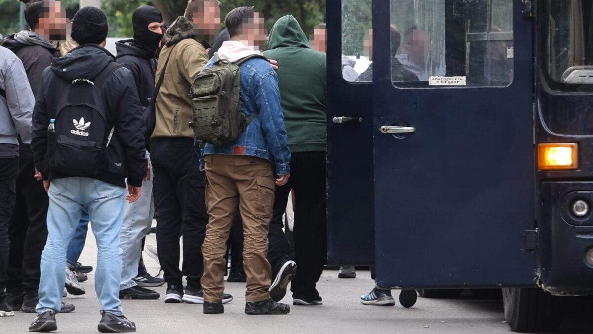 «Χωριάτικο»: Προφυλακιστέος και ο Ροδίτης στενός συνεργάτης του Άγγελου Γιαννακόπουλου – «βραχιολάκι» στον αρχιλογιστή 1 «Χωριάτικο»: Προφυλακιστέος και ο Ροδίτης στενός συνεργάτης του Άγγελου Γιαννακόπουλου – «βραχιολάκι» στον αρχιλογιστή