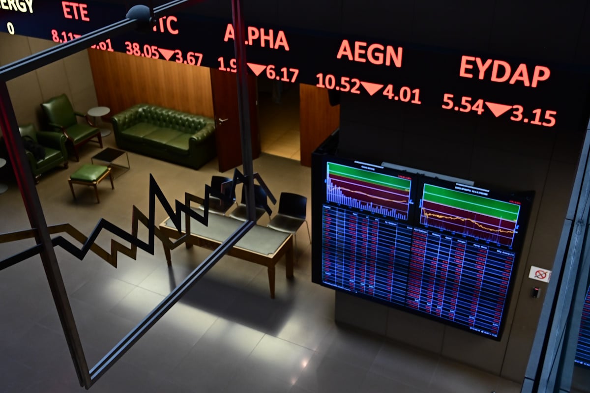 Χρηματιστήρια: Πτώση σε Euronext Athens και ευρωαγορές καθώς «ράλι» κάνουν οι αποδόσεις των ομολόγων