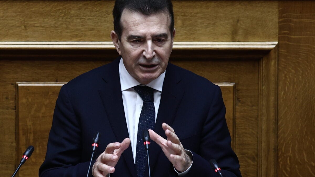 Χρυσοχοΐδης: Να διασφαλιστεί η προστασία των πολιτών από τις παράνομες υπεκμισθώσεις 1 Χρυσοχοΐδης: Να διασφαλιστεί η προστασία των πολιτών από τις παράνομες υπεκμισθώσεις