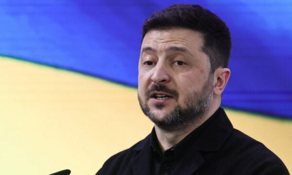 Ζελένσκι: Η Ρωσία επιτέθηκε σε ουκρανικές ενεργειακές υποδομές μετά την ανακοίνωση Τραμπ για «ενεργειακή εκεχειρία»