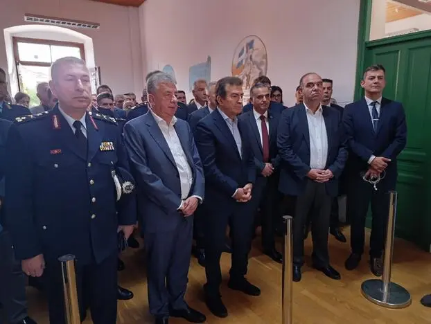 FBI της Κρήτης: Ο Χρυσοχοΐδης εγκαινίασε τη νέα μονάδα στις Αρχάνες με πάνω από 130 αστυνομικούς – Δείτε βίντεο