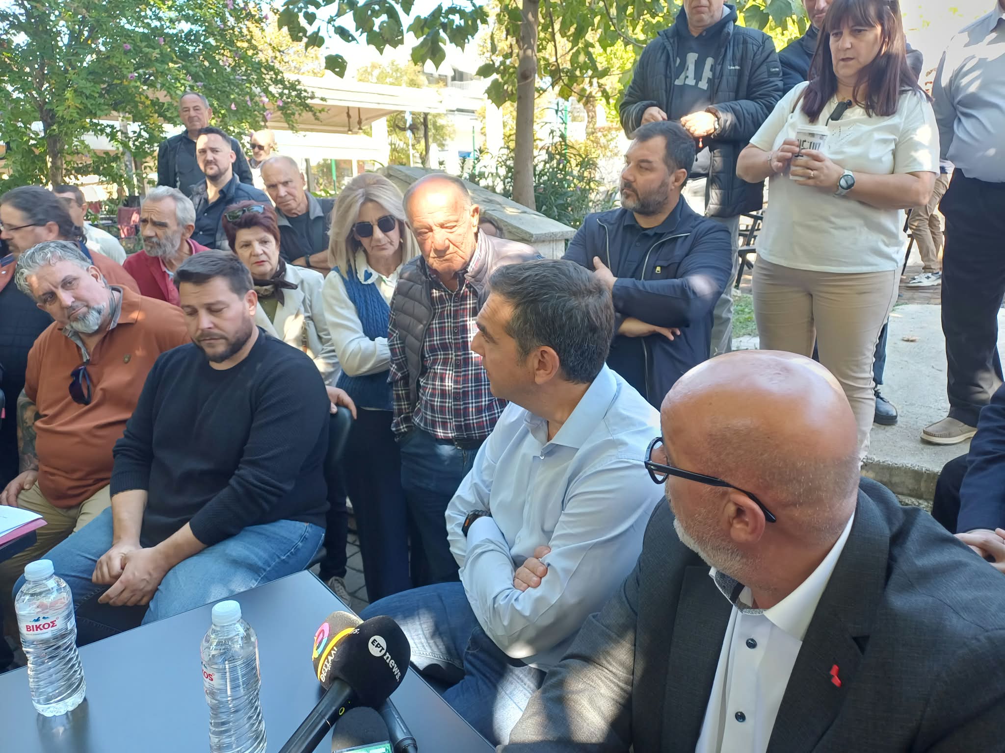 Αλέξης Τσίπρας: Ζητά να μπει τέλος στην κοροϊδία και να πάρουν οι κτηνοτρόφοι όσα τους αξίζουν 7 Αλέξης Τσίπρας: Ζητά να μπει τέλος στην κοροϊδία και να πάρουν οι κτηνοτρόφοι όσα τους αξίζουν